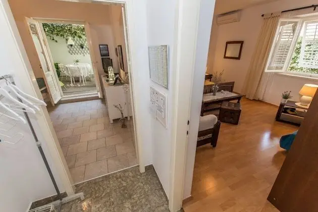 Apart Daire (Miri - with terrace - A1(4))