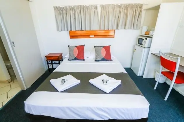 Basic Oda (Budget Queen Room)