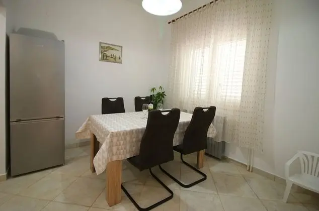 Apart Daire (Mirja - with parking - A1(4))