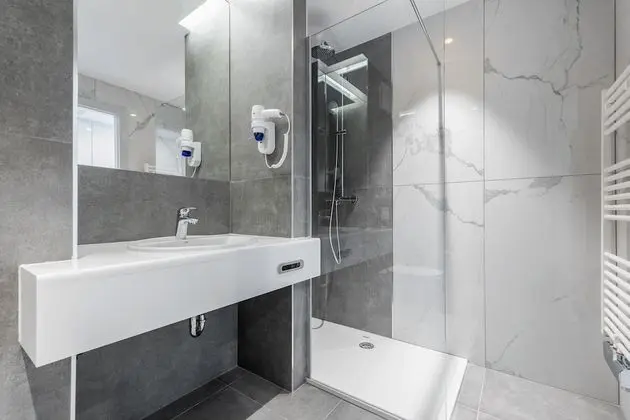 Standard Tek Büyük Yataklı Oda, Park Manzaralı