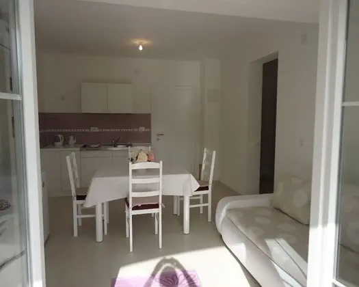 Apart Daire (Mirjana - with parking - A2(4+1))