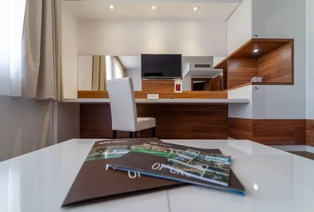 Comfort Süit, Birden Çok Yatak, Balkon