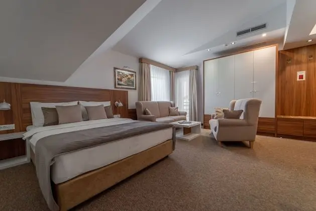 Deluxe Süit, 1 Yatak Odası, Balkon