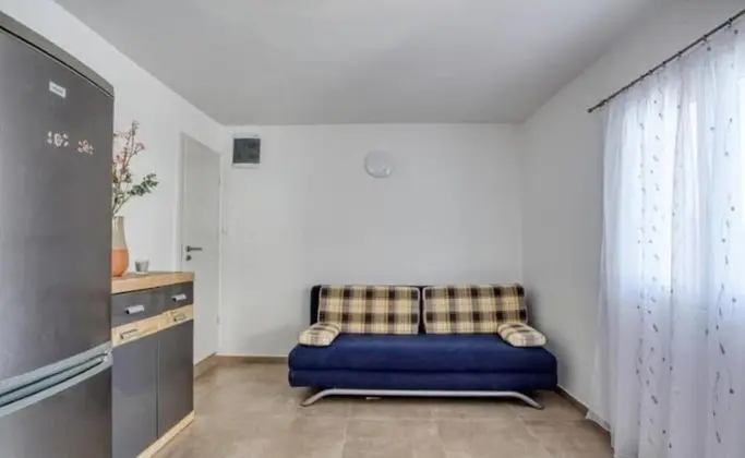 Ev (Mirka - with heated pool - H(8+2))