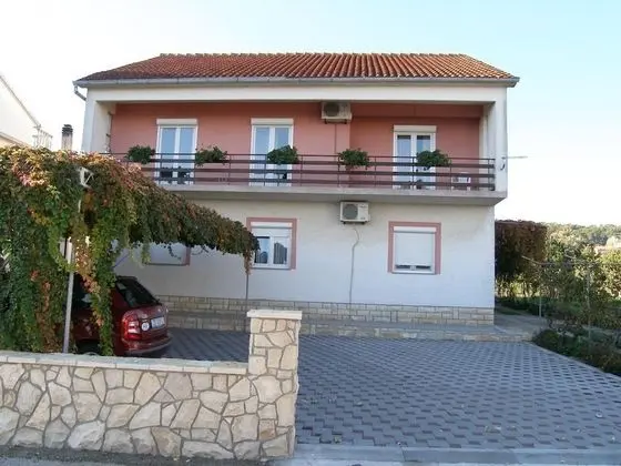 Apart Daire (Mirko - 100m from beach - A1(4+3))