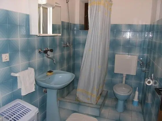 Apart Daire (Mirko - 100m from beach - A2(4+2))