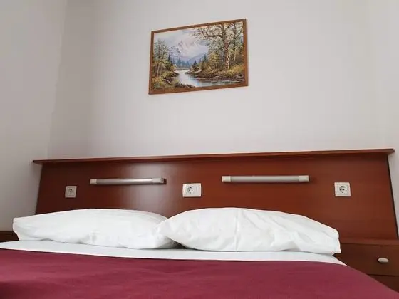 Tek Büyük veya İki Ayrı Yataklı Oda