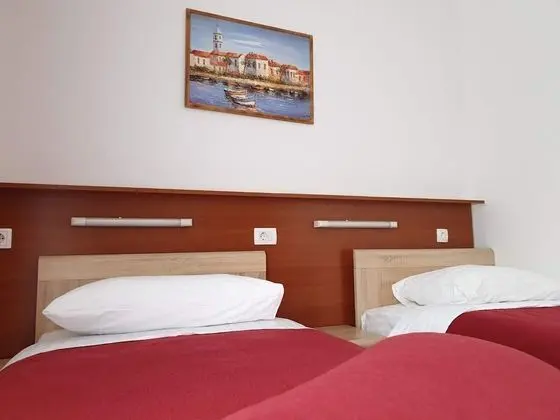 Tek Büyük veya İki Ayrı Yataklı Oda