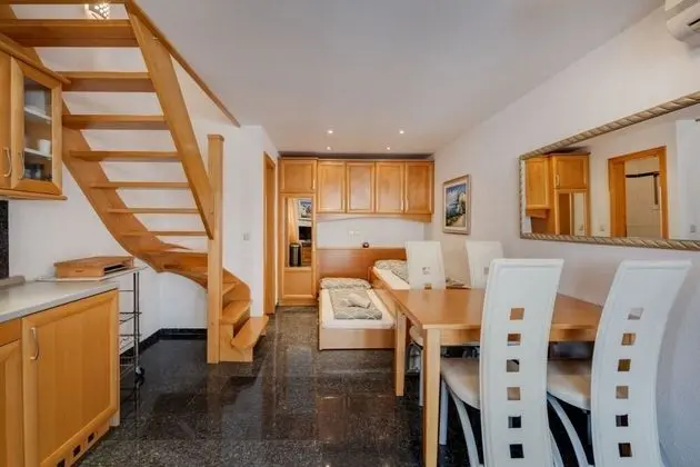 Apart Daire (Miro - A2 Maisonette(2+2))