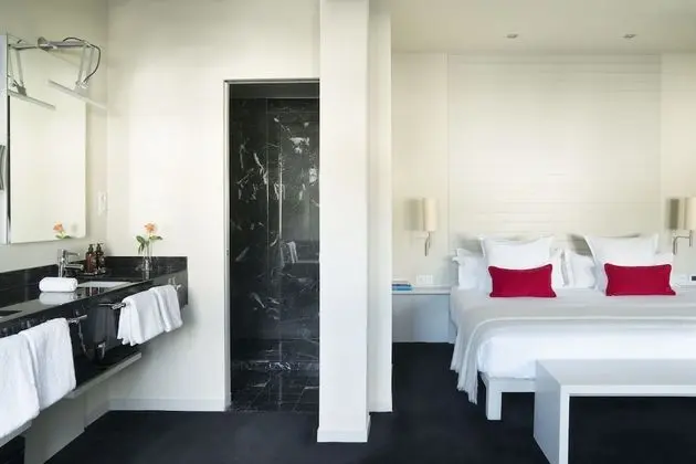 Master Suite Single