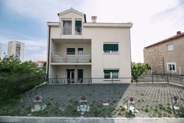 Apart Daire (Miro - modern - A3 lijevi(3+2))