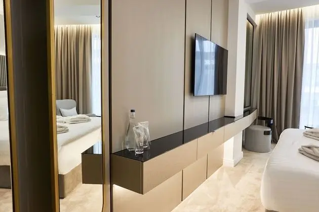 Deluxe Tek Büyük veya İki Ayrı Yataklı Oda, Bahçe Manzaralı, Ek Bina