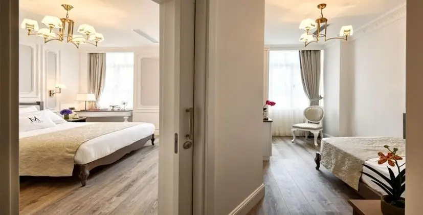 Aile Odası, Şehir Manzaralı