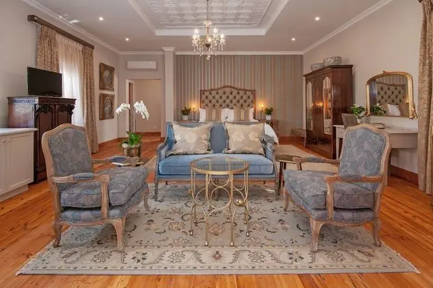 Superior Oda, 1 En Büyük (King) Boy Yatak, Sigara İçilmez, Bahçe Manzaralı