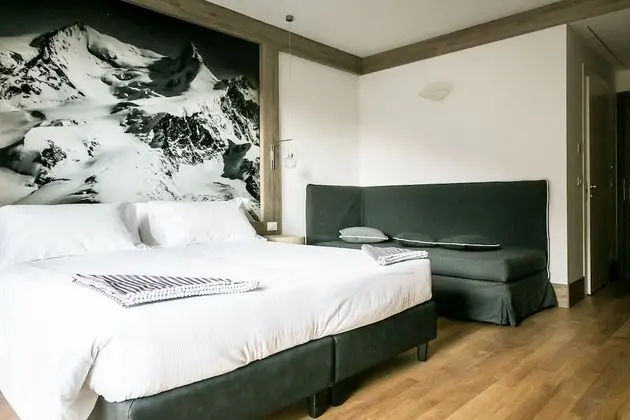 Tek Büyük veya İki Ayrı Yataklı Oda