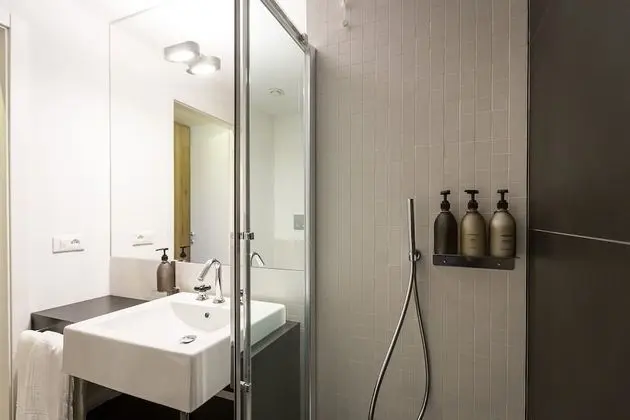 Tek Büyük veya İki Ayrı Yataklı Oda