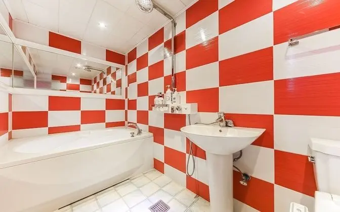 Oda (Standard Room-Massage Bed Hard Drive-)