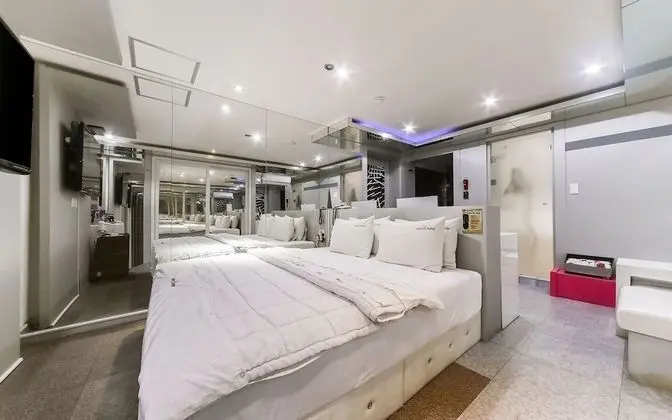 Oda (VIP-Terrace/Massage Bed (Netflix Avai)