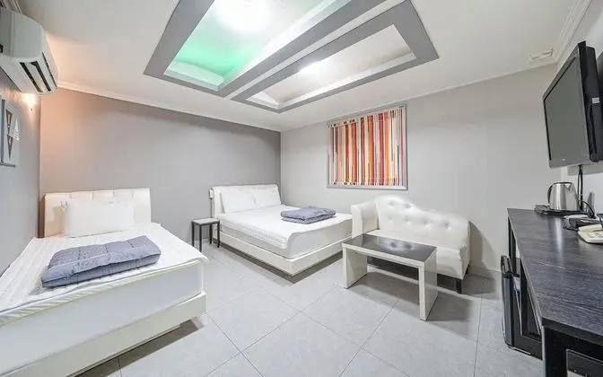 Oda (Suite room (double + single))