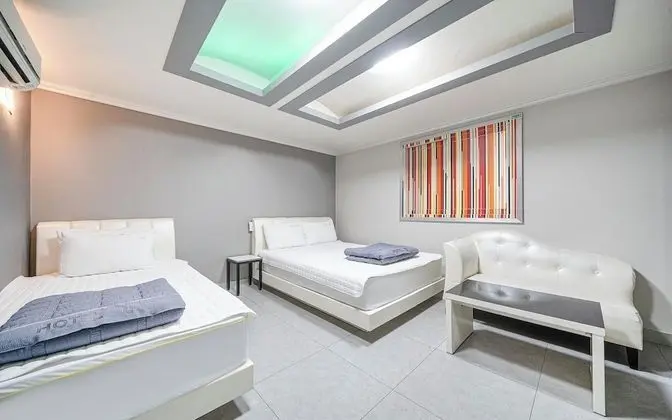 Oda (Suite room (double + single))