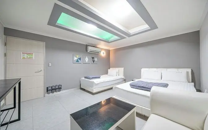 Oda (Suite room (double + single))