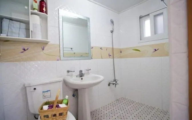 Oda (Room 101 (Ondol))