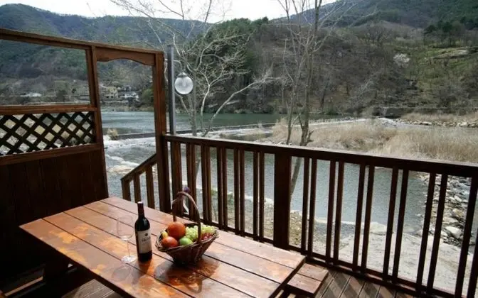 Oda (Room 101 (Ondol))