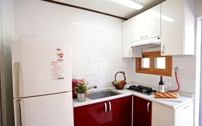 Oda (Room 102 (Ondol))