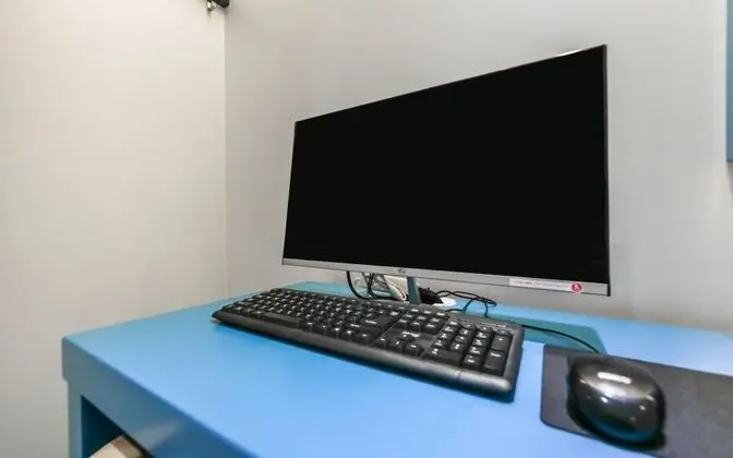 Oda (General room - General bath - Netflix)