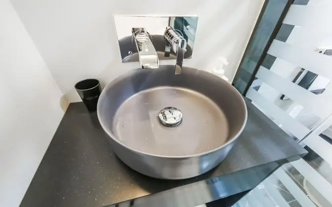 Oda (General room - General bath - Netflix)