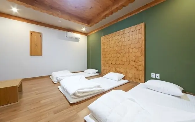 Oda (Ondol-CESCO Zone (1 person bathtub / )