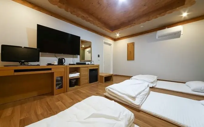 Oda (Ondol-CESCO Zone (1 person bathtub / )