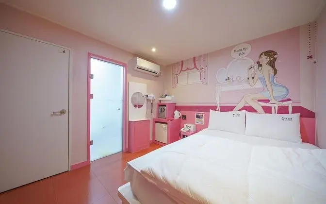 Oda (1 room 1 parking-concept room)