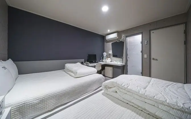 Oda (Twin-Double/Single (Bathtub/PC/Good f)