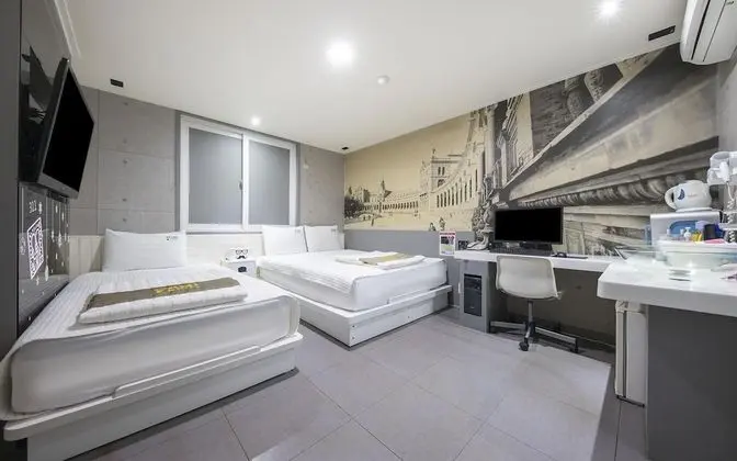 Oda (Twin-Double/Single (Bathtub/PC/Good f)