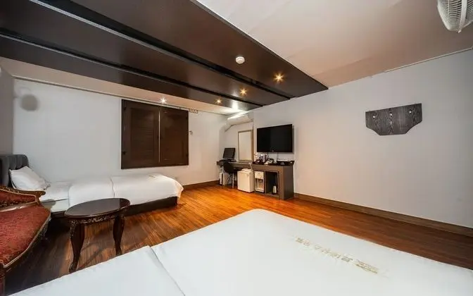 Oda (Deluxe Room Twin - Check-in 13:00 / C)