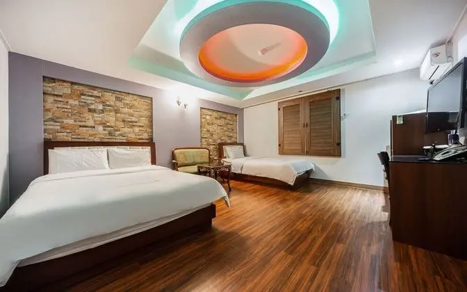 Oda (Deluxe Room Twin - Check-in 13:00 / C)