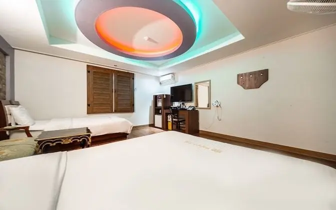 Oda (Deluxe Room Twin - Check-in 13:00 / C)