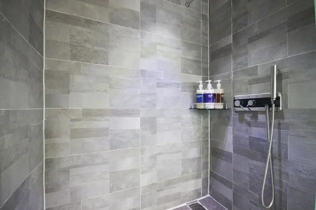 Oda (Suite room (Room heating and cooling )