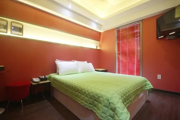 Oda (Suite room (Room heating and cooling )