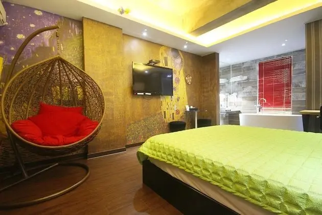 Oda (VIP (Bath/Bidet/Room air conditioner/)