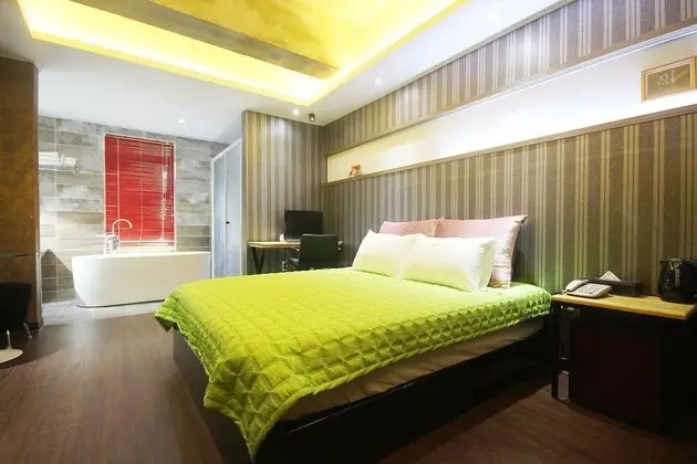 Oda (VIP (Bath/Bidet/Room air conditioner/)