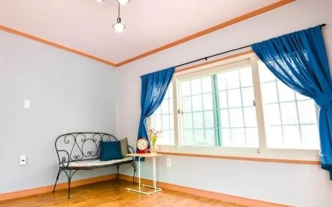 Oda (Flowers WITH FLOWERS)