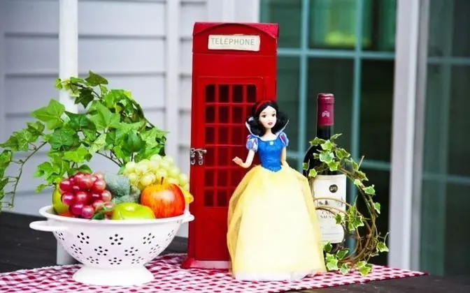 Oda (WOOD WITH TREE)