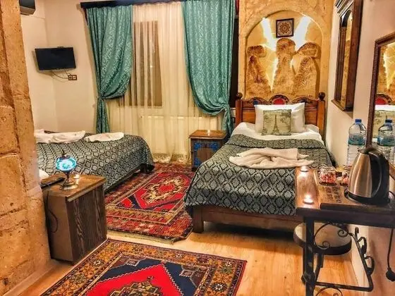 202 Deluxe Room 3 Adults
