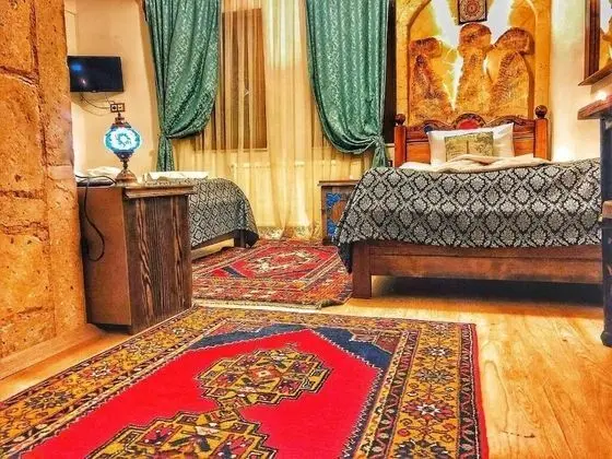 202 Deluxe Room 3 Adults