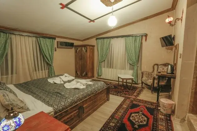 301 Deluxe Room 2 Adults