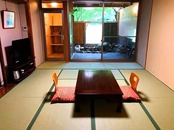 Oda (Private Open-air Bath for 5 People)