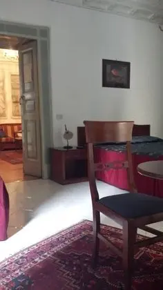 Üç Kişilik Oda, Şehir Manzaralı