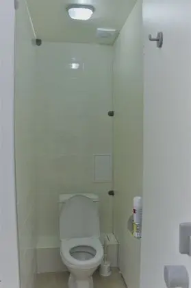 Ortak Ranzalı Oda, Sadece erkekler için (8 beds)